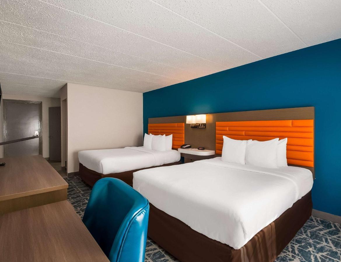 Comfort Inn Falls Church - Tysons Corner Exterior photo