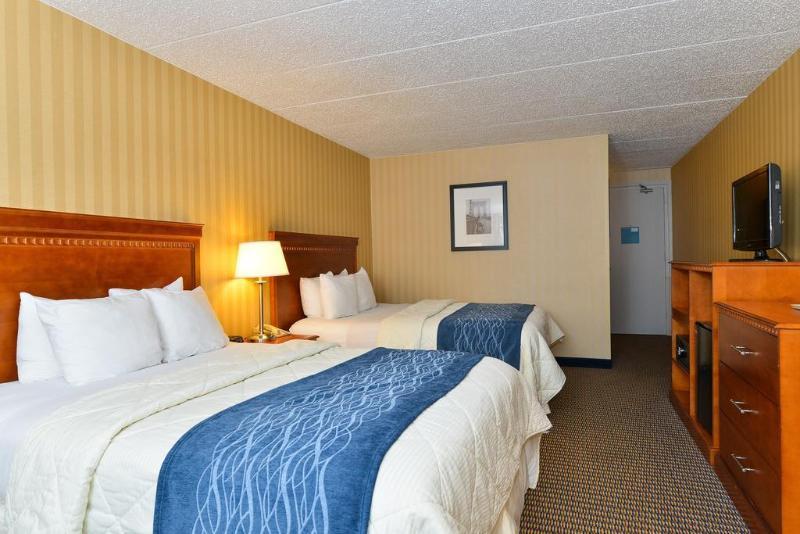 Comfort Inn Falls Church - Tysons Corner Exterior photo